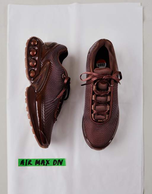 Nike – Air Max DN x Isamaya Ffrench – Beżowe buty sportowe