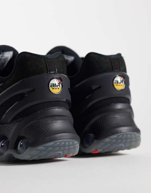 Nike Air Max DN8 leather sneakers in black | ASOS