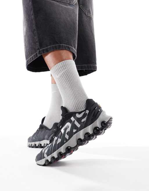 Nike Air Max DN8 premium trainers in black and grey