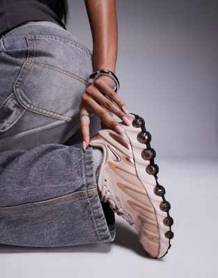 Nike - Air Max DN8 - Sneaker in Beige-Braun