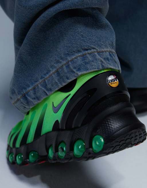 Nike Air Max DN8 sneakers in black and green | ASOS