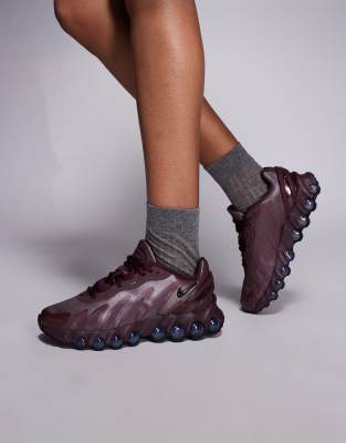 Nike Air Max Dn8 sneakers in burgundy-Red