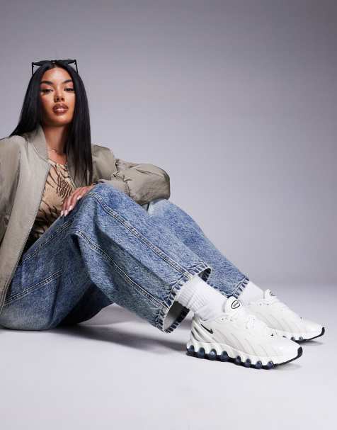 Nike Air Max - DN8 - Sneakers in gebroken wit en zwart - view 1