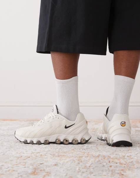 Nike Air Max DN8 sneakers in off white and black - view 1