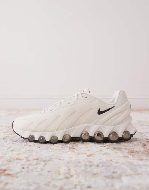 Nike Air Max DN8 sneakers in off white and black