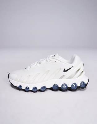 Nike Air Max Dn8 Sneakers In White