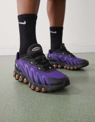  Air Max DN8 trainers in black and purple