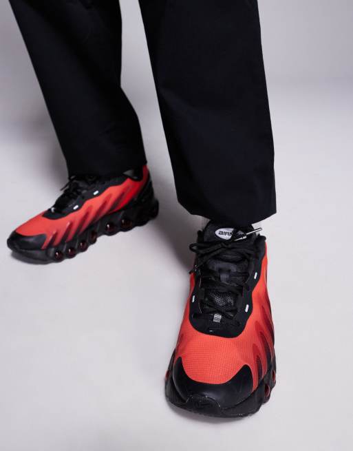 Nike Air Max DN8 trainers in black and red, 4 of 5
