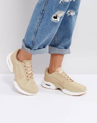 nike tan suede trainers