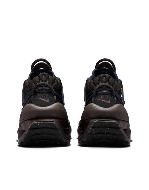 Nike Air Max limitless flyknit sneakers in triple black