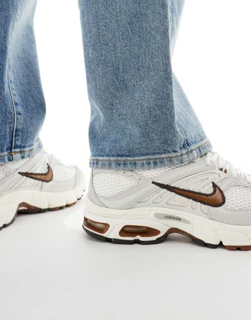Nike - Air Max Moto 2K - Baskets - Blanc cassé et marron, 4 de 5