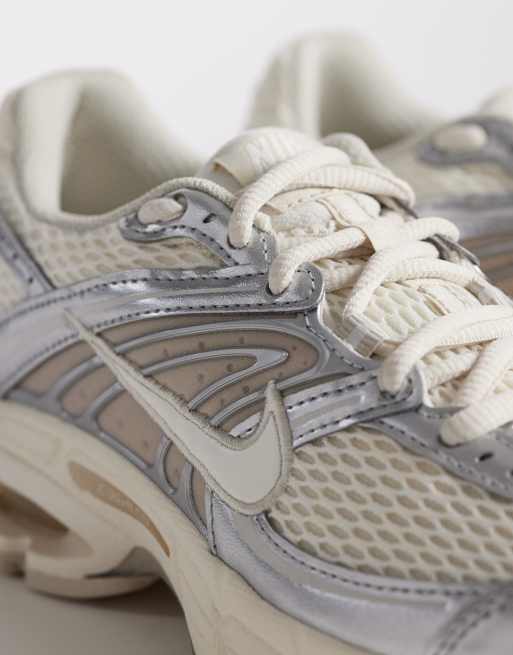 Nike Air Max - Moto 2K - Råhvide og sølvfarvede sneakers , 4 af 5