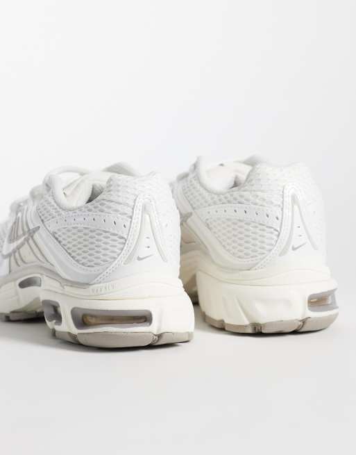 Nike – Air Max Moto 2K – Sneaker in schillerndem Weiß, 5 von 5