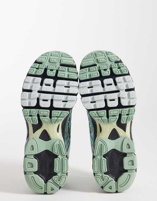 Nike Air Max Moto 2K sneakers in black and metallic silver , 5 of 5
