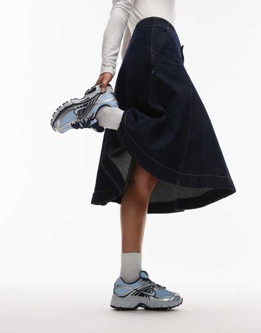 Nike Air Max Moto 2K sneakers in blue, 3 of 5
