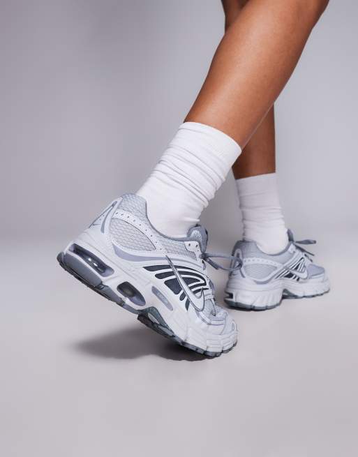 Nike Air Max Moto 2K Sneakers in gray, 3 of 5