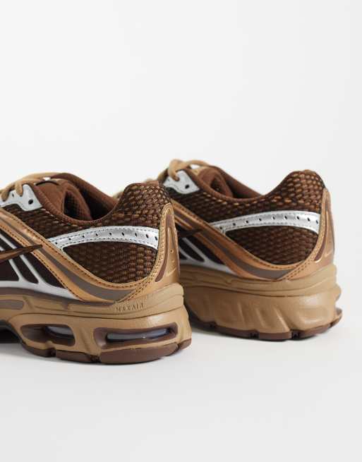 Nike Air Max Moto 2K sneakers in suede marroni e argento, 5 di 5