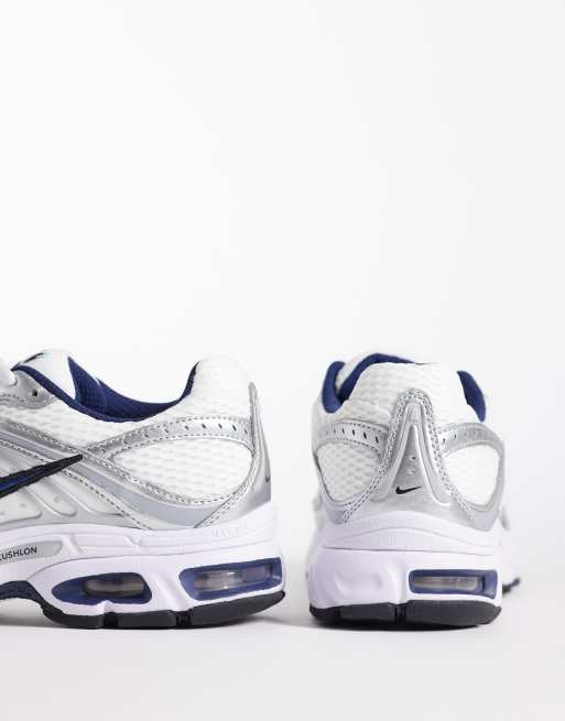 Nike Air Max Moto 2K sneakers in white, 4 of 5