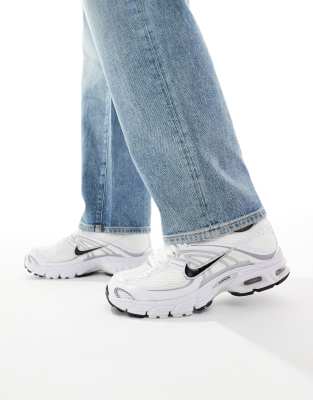 Nike Air Max Moto 2K sneakers in white