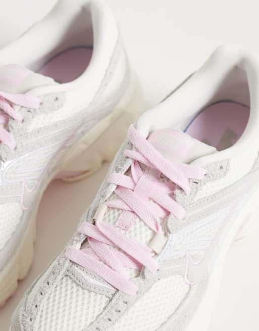 Nike Air Max Moto 2K suede mix trainers in light grey & pink, 4 of 5