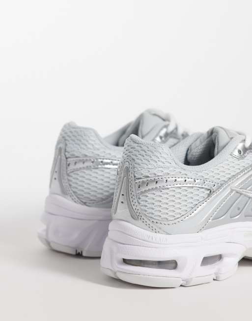 Nike Air Max Moto 2K trainers in grey and silver metallic, 2 of 5