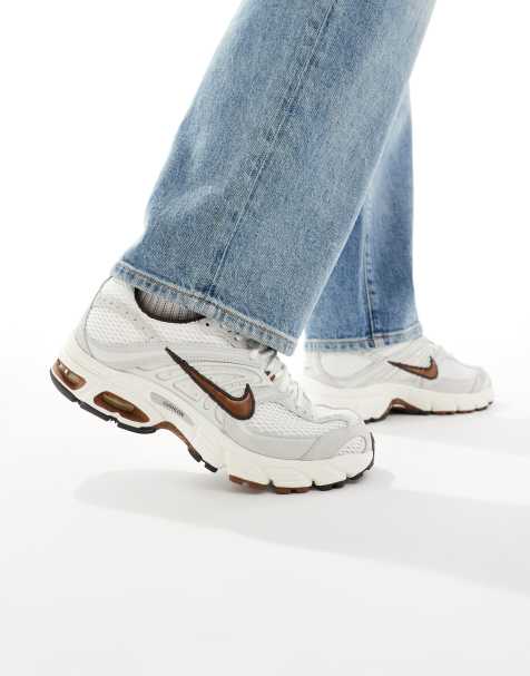 Nike Air Max Moto 2K trainers in off white and brown - view 1
