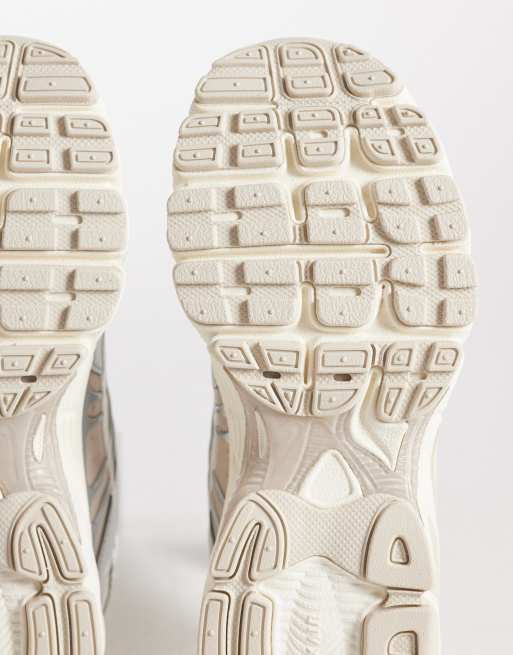 Nike Air Max Moto 2K trainers in off white and silver , 5 of 5