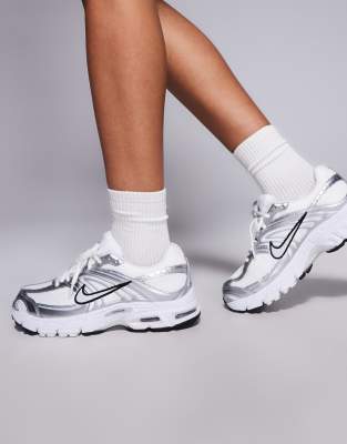 Nike - Air Max Moto 2K - Baskets unisexes - Blanc et argenté