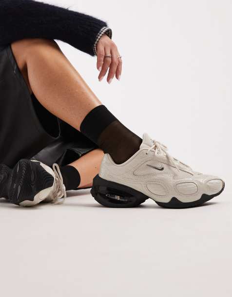 Nike Air Max Muse SE sneakers in off white and silver - view 1