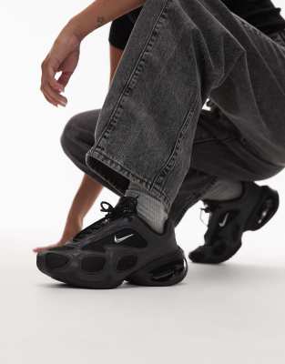 Nike - Air Max Muse - Sneaker in Schwarz mit reflektierenden Details