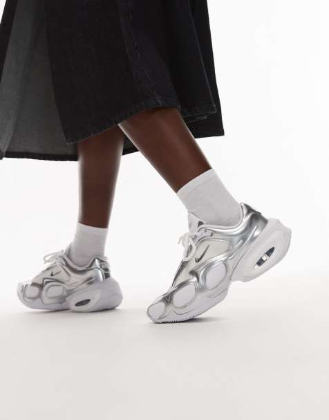 Nike Air Max Muse sneakers in white - view 1