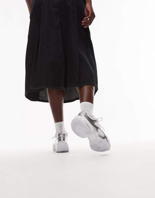 Nike Air Max Muse sneakers in white