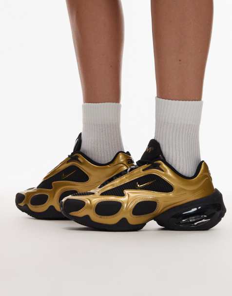 Nike Air Max - Muse - Sorte og guldfarvede sneakers - view 1