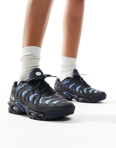 Nike Air Max Plus Drift sneakers in black and blue - view 1