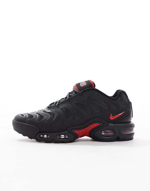 Nike Air Max Plus Drift sneakers in black and red