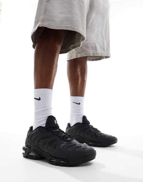 Nike Air Max Plus Drift sneakers in black - view 1