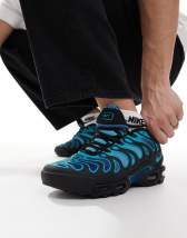 Nike Air Max Plus Drift sneakers in khaki and gray