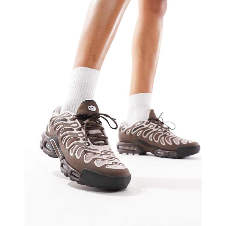 Nike Air Max Plus Drift sneakers in brown and off white | ASOS