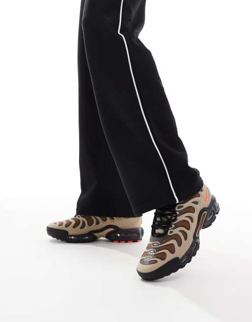 ★NIKE★ Air Max Plus Drift M Khaki Dark Smoke Gray Sand Dri Nike Air Max Plus Drift sneakers in khaki and gray | ASOS