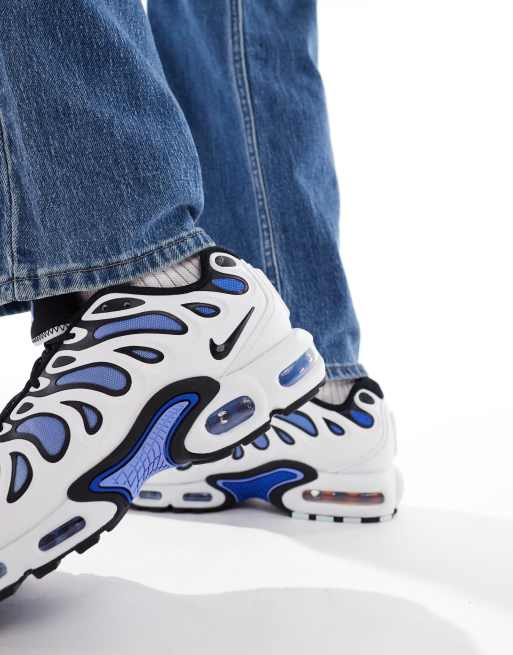 Nike Air Max Plus Drift sneakers in white and blue, 4 of 5