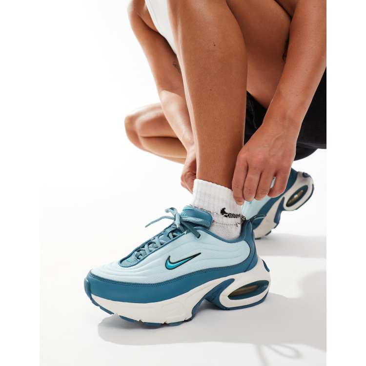 Nike Air Max Portal sneakers in blue