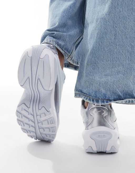 靴 NIKE AIR MAX PORTAL 25.0 Nike Women's Air Max Portal Sneaker | Famous Footwear