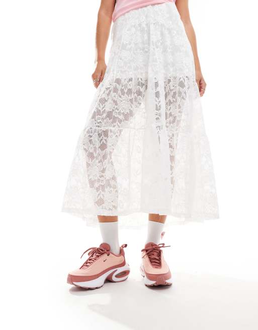 Nike Air Max Portal sneakers in pink and white, 3 of 5