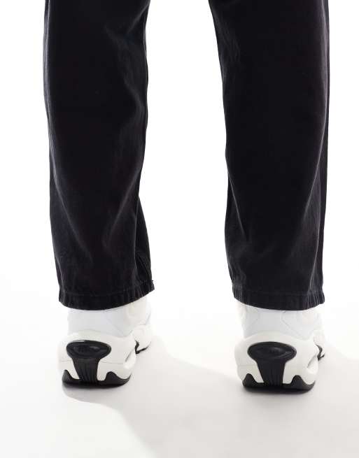 Nike Air Max Portal sneakers in white, 3 of 5