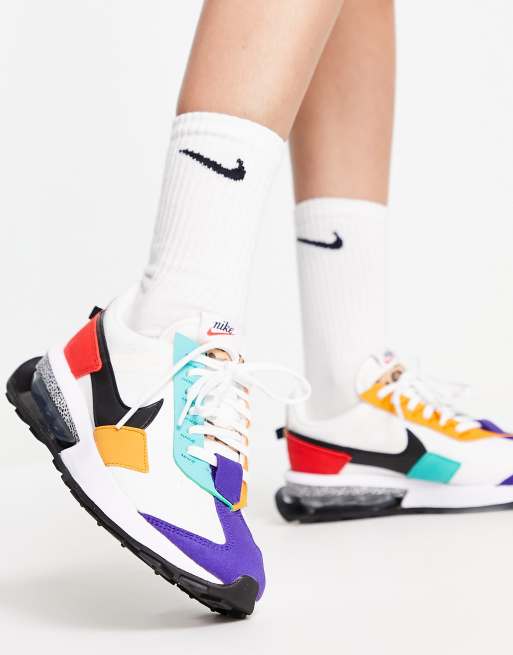 Nike Air Max Pre Day SE Sneakers in een mix van wit en felle kleuren