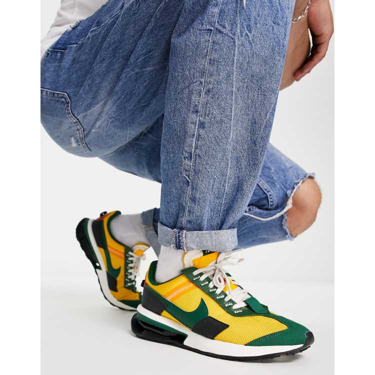 Nike shoes green and on sale yellow