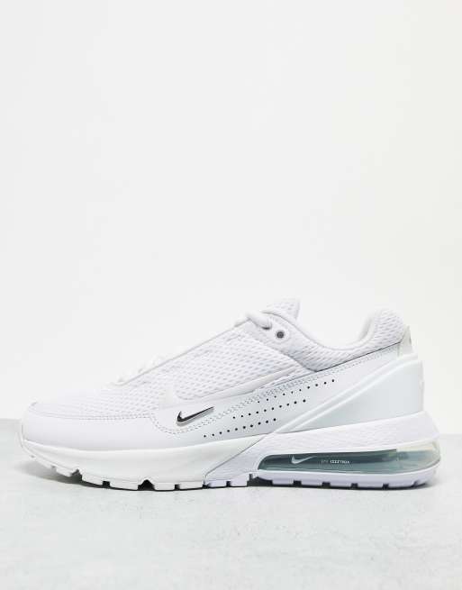 Womens air on sale max axis white