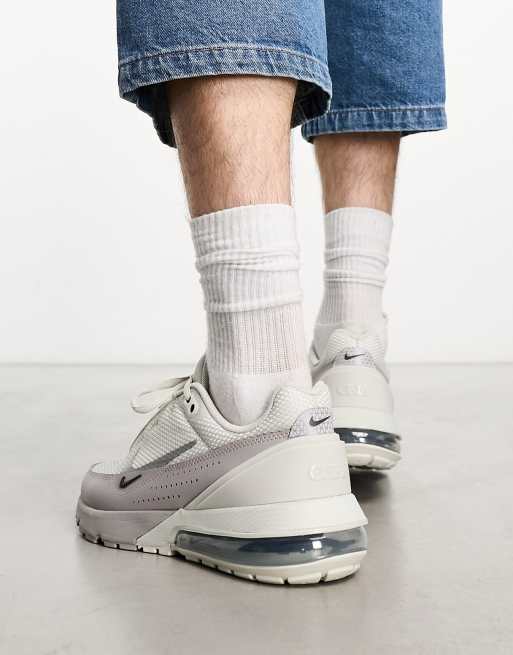 Nike air max authentic hot sale feet