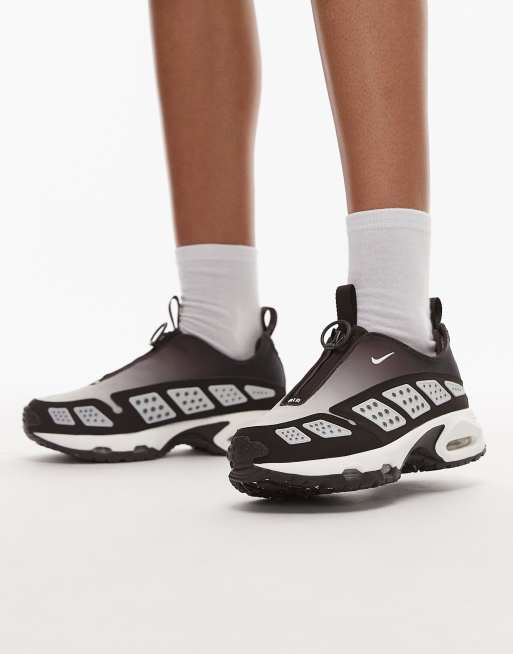 Nike Air Max SNDR sneakers in brown | ASOS
