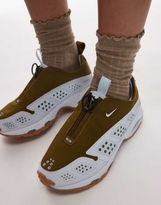 Nike Air Max SNDR sneakers in green & blue, 4 of 5
